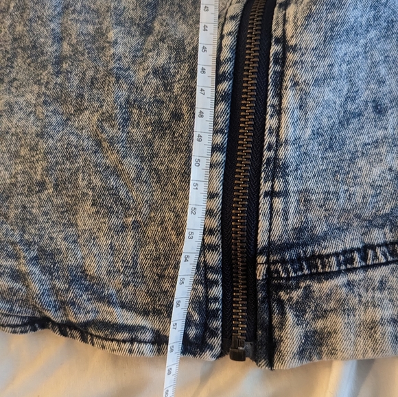 Distressed Denim Vest - Picture 9 of 9